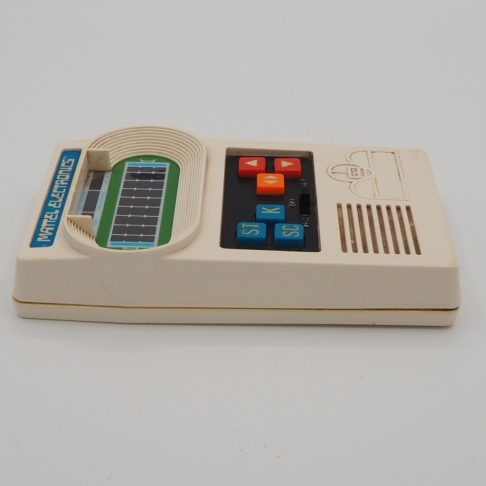 Vintage 1977 Mattel Electronics Football Handheld Game Retro- Tested & Works - Picture 6 of 9